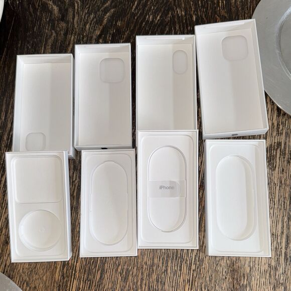 Apple Empty Boxes lot Of four 4 Empty iPhone Boxes Models 14-16 Pro/Plus/Pro Max - Picture 4 of 4